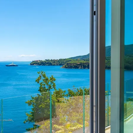 Plaza بورتو أتْسورّو