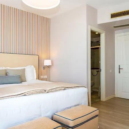 Plaza بورتو أتْسورّو