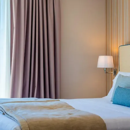 Plaza بورتو أتْسورّو