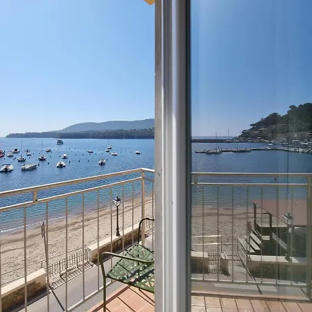 Plaza 4* Порт-Аццурро