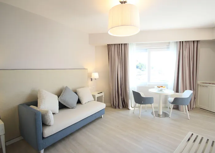 Hotel Plaza Porto Azzurro