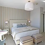 普拉塞酒店 4*