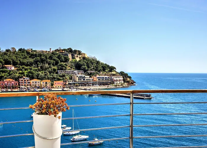 Plaza Hotel Porto Azzurro